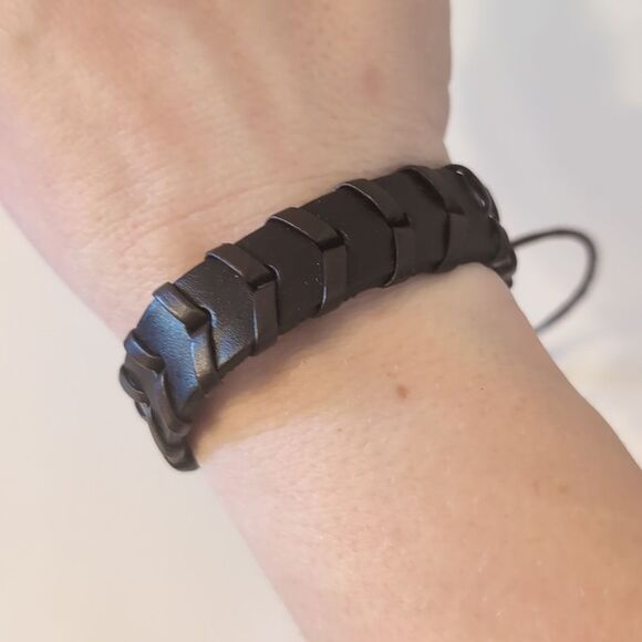 762 Wide Brown Leather Adjustable Slider Bracelet‎ - Picture 1 of 5